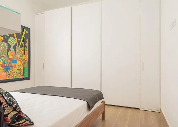The Best Rent - Beautiful Two-Bedroom Apartment Close To Cinque Giornate Square
